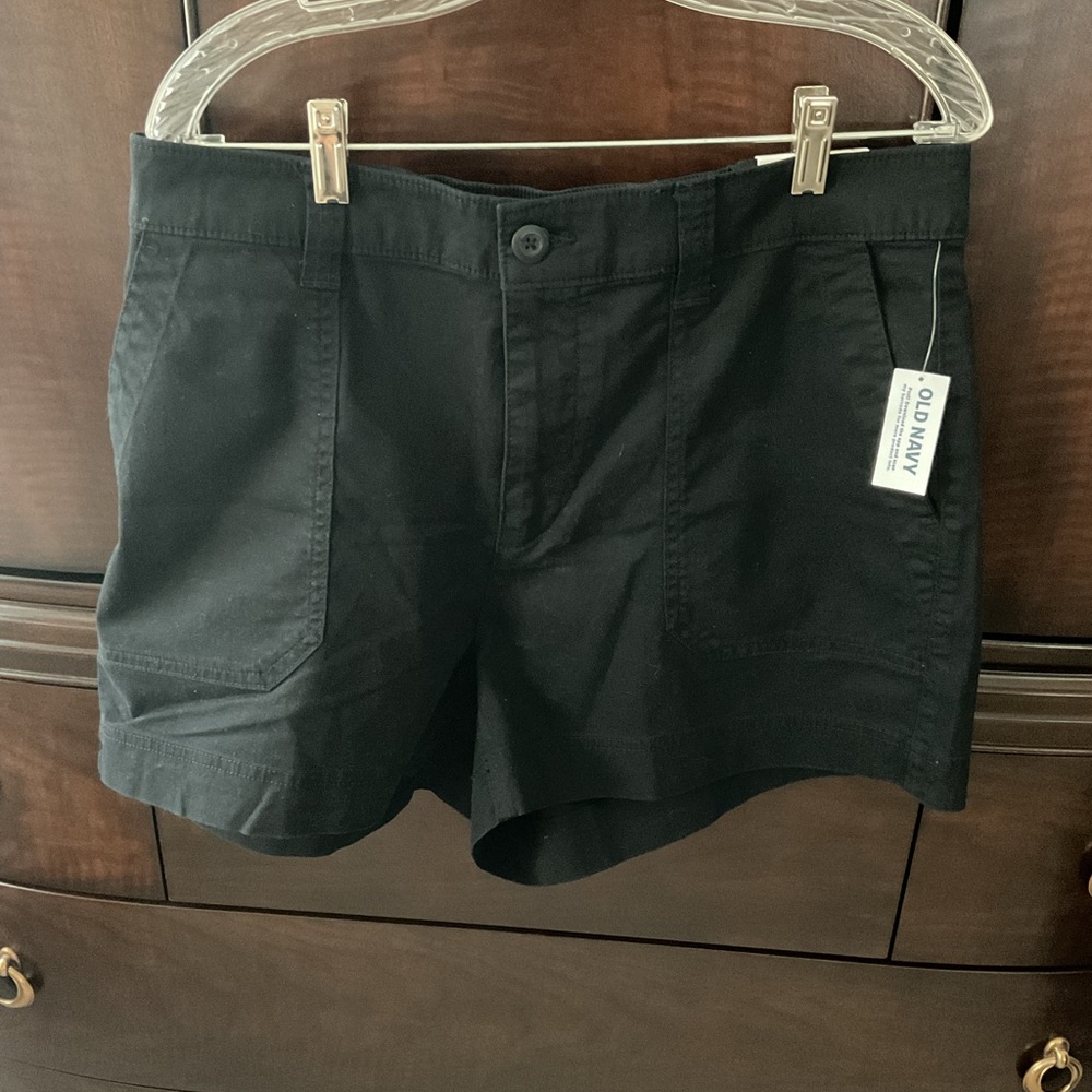 Old Navy Black Women's Utility Bermuda Shorts